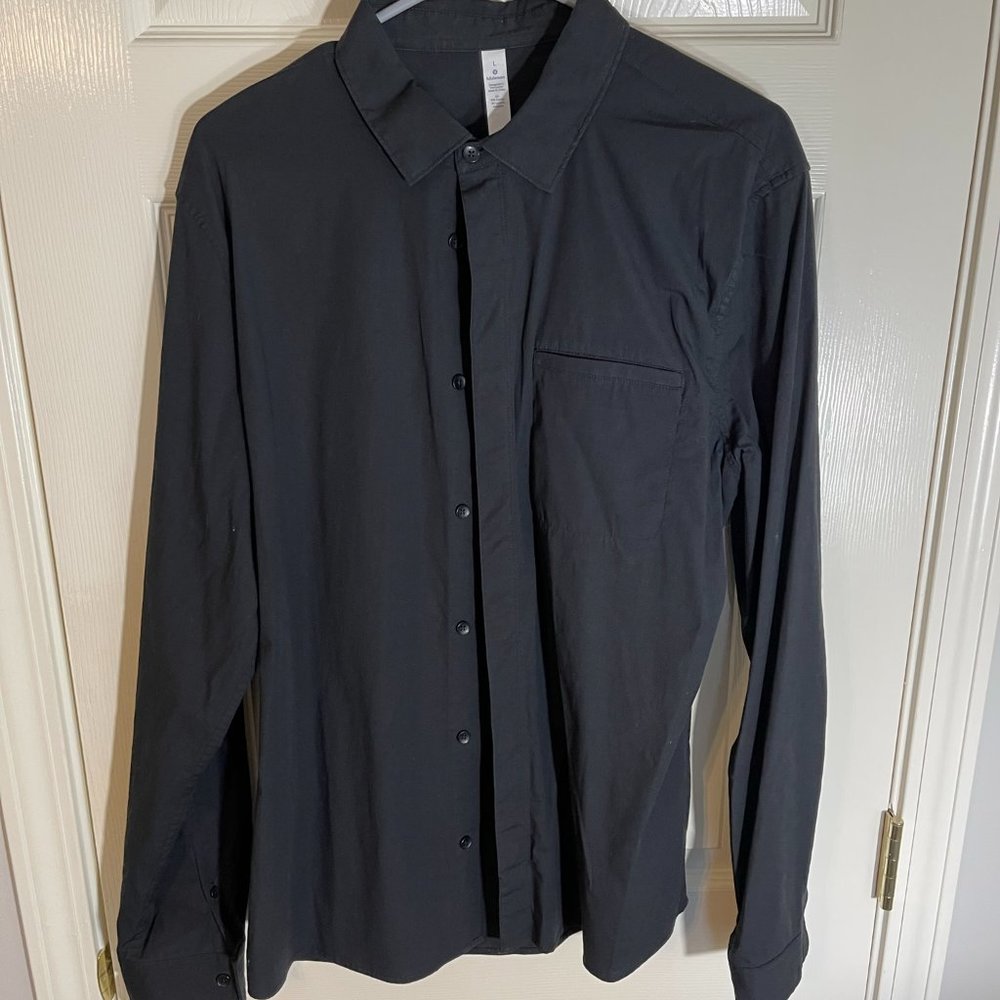 Lululemon Men's LS Black Shirt. Size L EUC.